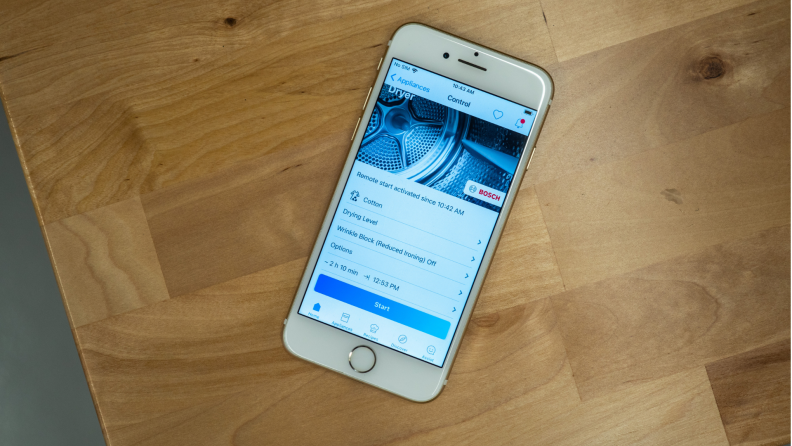 Smart phone being used to control dyer from Bosch.