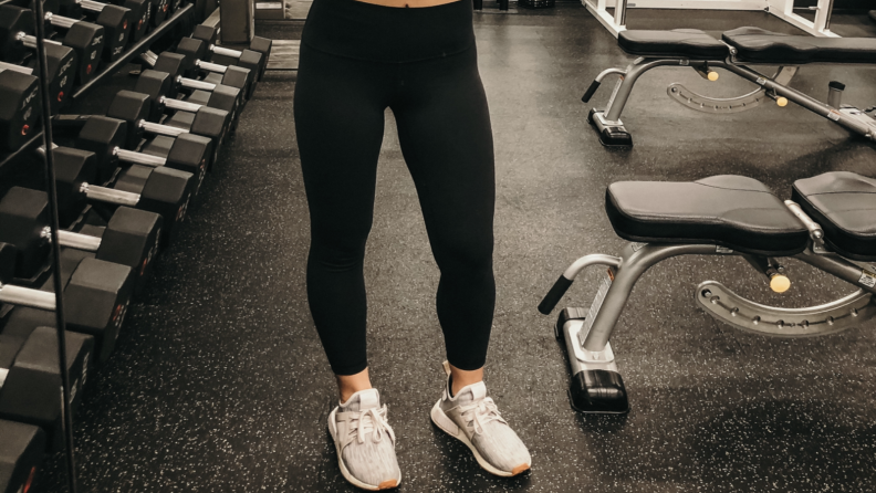 Woman wearing Colorfulkoala leggings